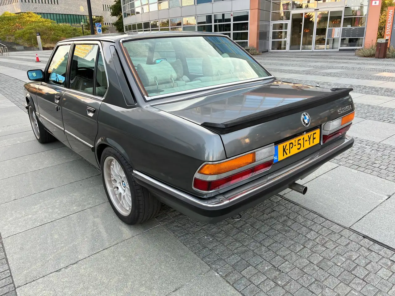 BMW 525 E28 525i 6 cilinders bj 1984, foto 8
