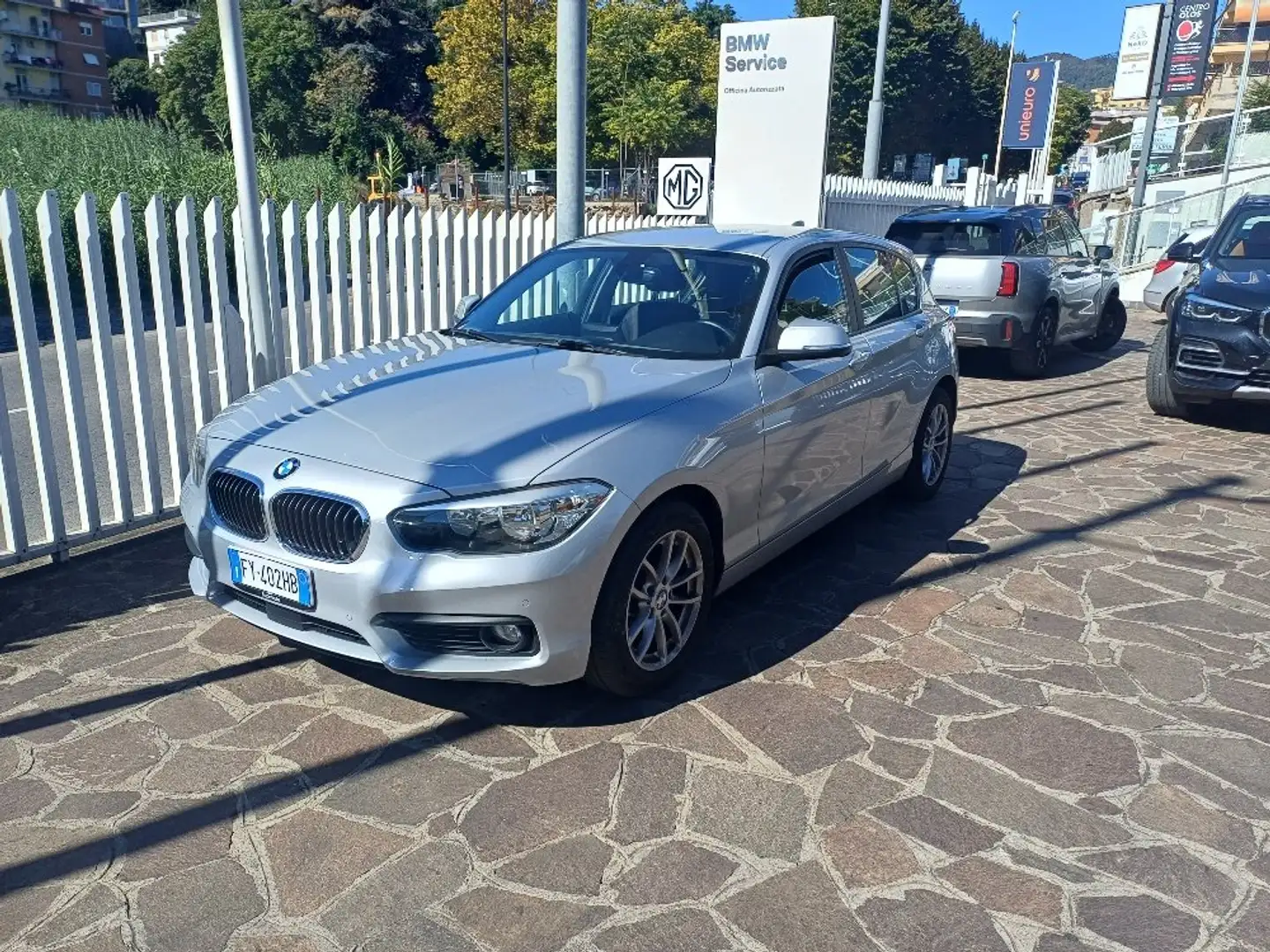 BMW 116 Serie 1 F/20-21 2015 116d Business 5p auto Grigio - 1