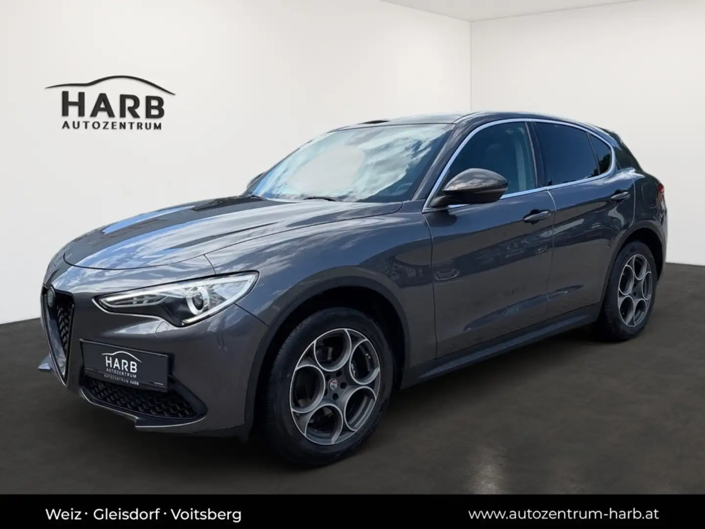 Alfa Romeo Stelvio Super Q4 2.0 Turbo Grau - 2
