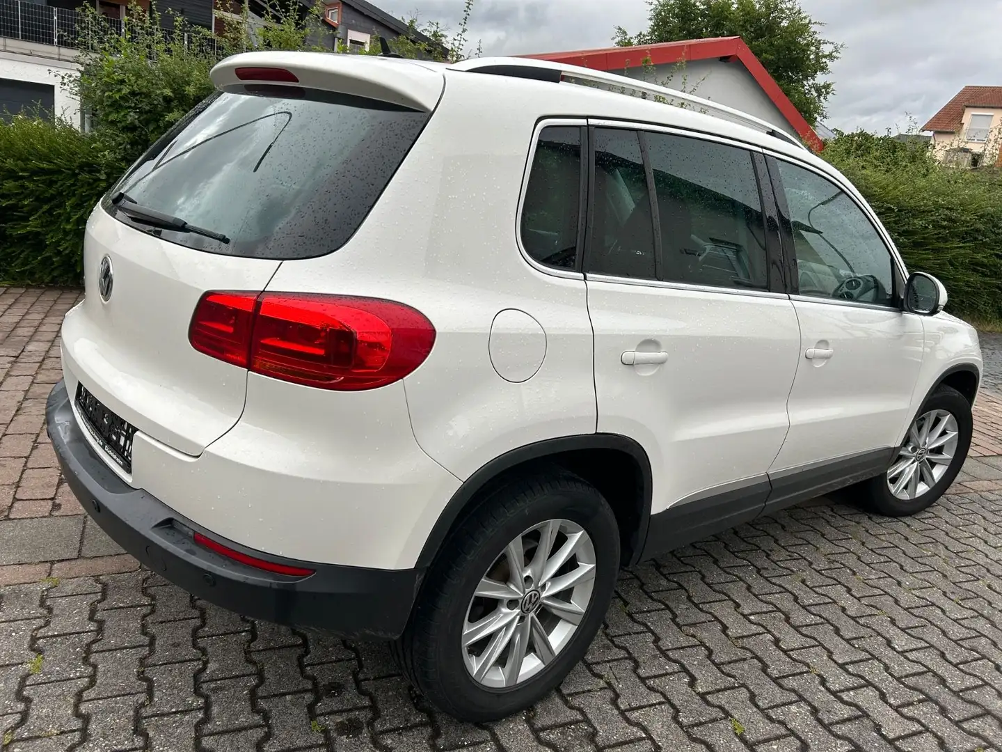 Volkswagen Tiguan Sport & Style 4Motion*Eu5*Klima*SHZ*Alu* Weiß - 2