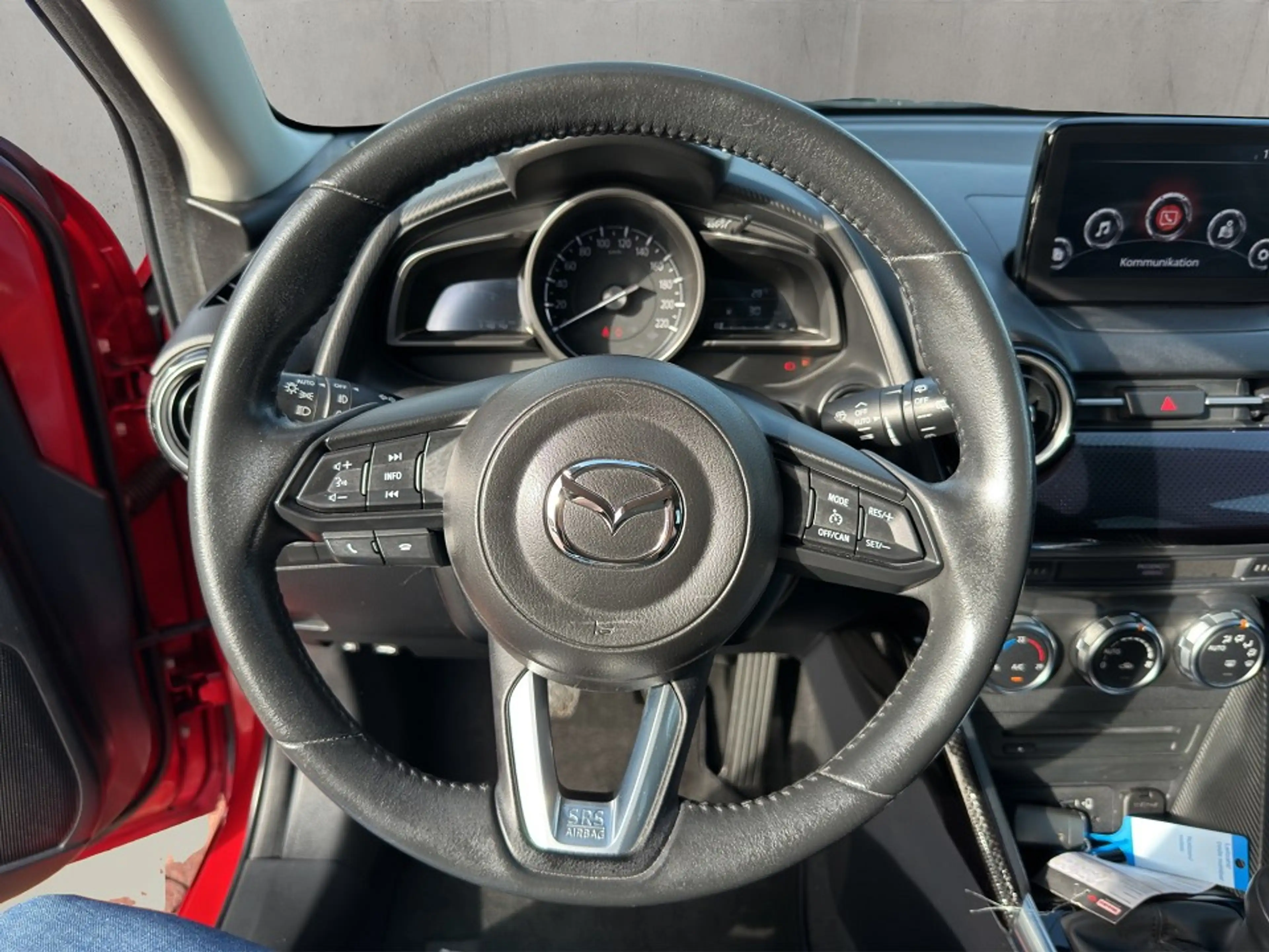Mazda 2 KIZOKU ++Car-Play+Android-Auto++ — photo 10