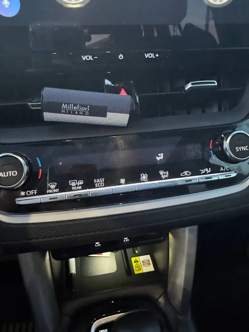 Toyota Corolla Corolla Cross 2.0h Lounge Light fwd 197cv e-cvt Nero - 1