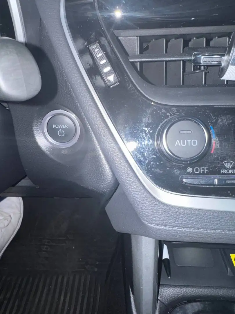 Toyota Corolla Corolla Cross 2.0h Lounge Light fwd 197cv e-cvt Nero - 2