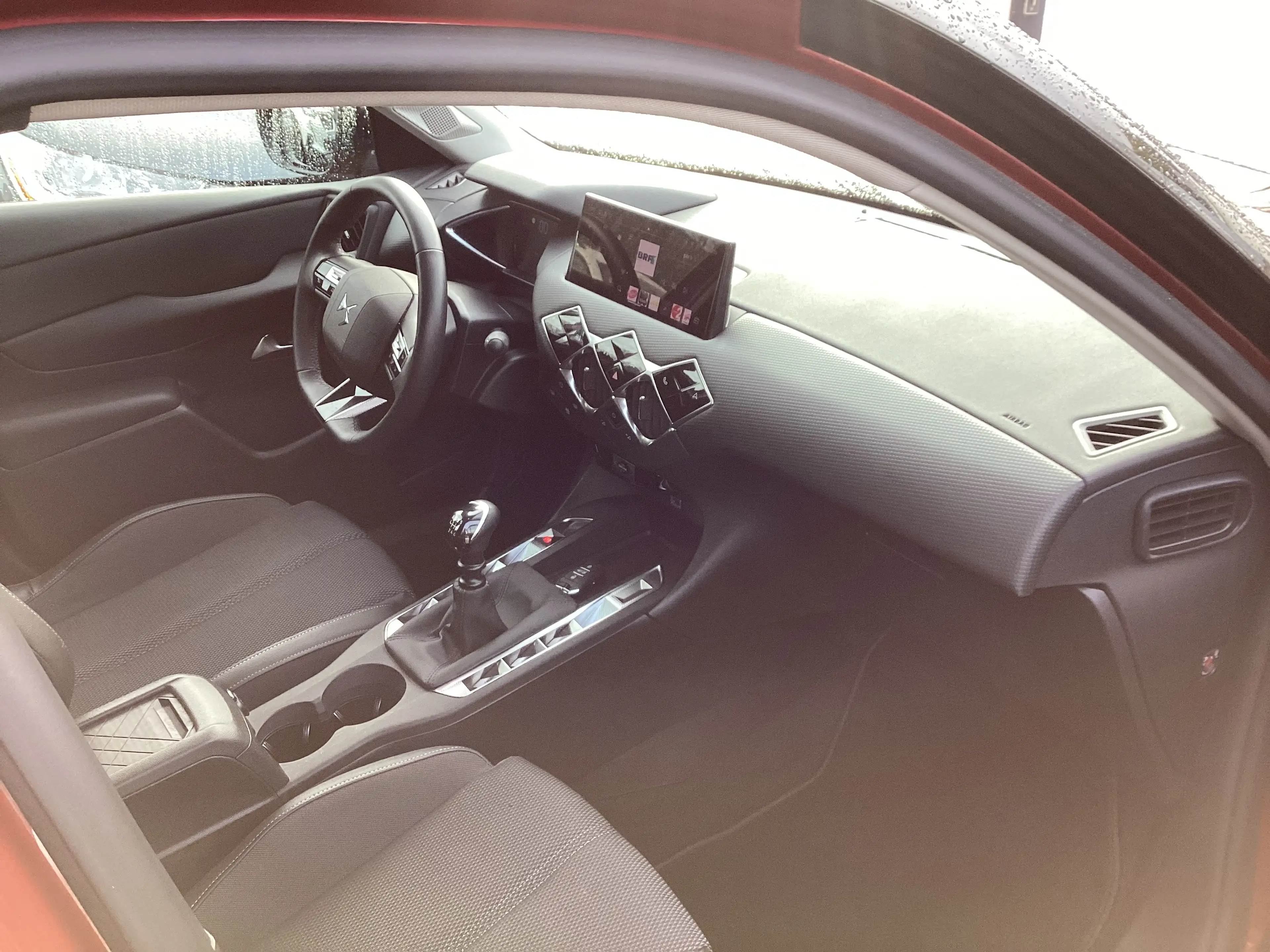 DS Automobiles DS 3 Crossback DS 3 CROSSBACK 1.2 Performance Line 30000km — photo 7