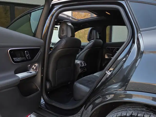 Mercedes-Benz GLC 200 view 22