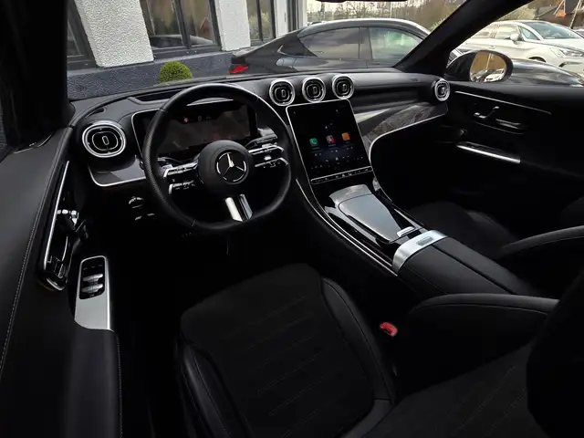 Mercedes-Benz GLC 200 view 10