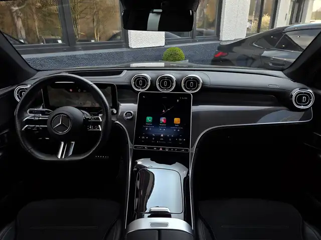 Mercedes-Benz GLC 200 view 12