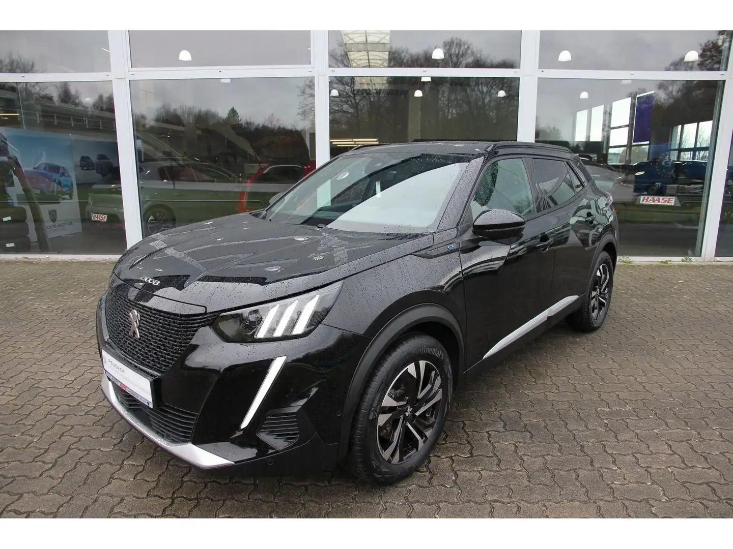 Peugeot 2008 (e-) GT 136 Navi 11-kW-OBC Navi RFK SHZ Schwarz - 1