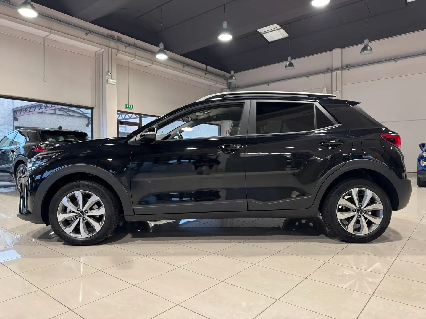 Kia Stonic 1.2 MPI Style PREZZO REALE OK NEOPATENTATI Nero - 2