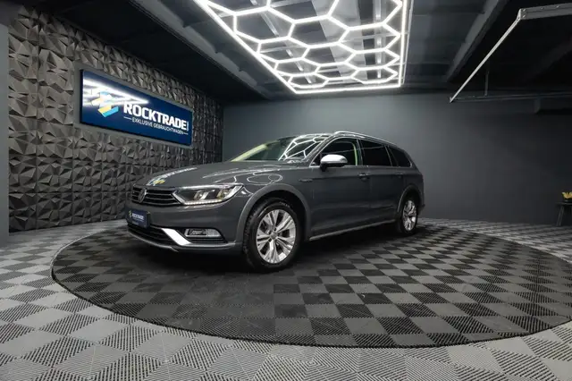 Volkswagen Passat Alltrack 4Motion | Massage | LED | ACC