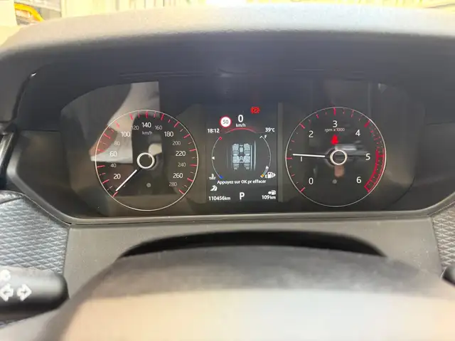 Land Rover Range Rover Velar view 12