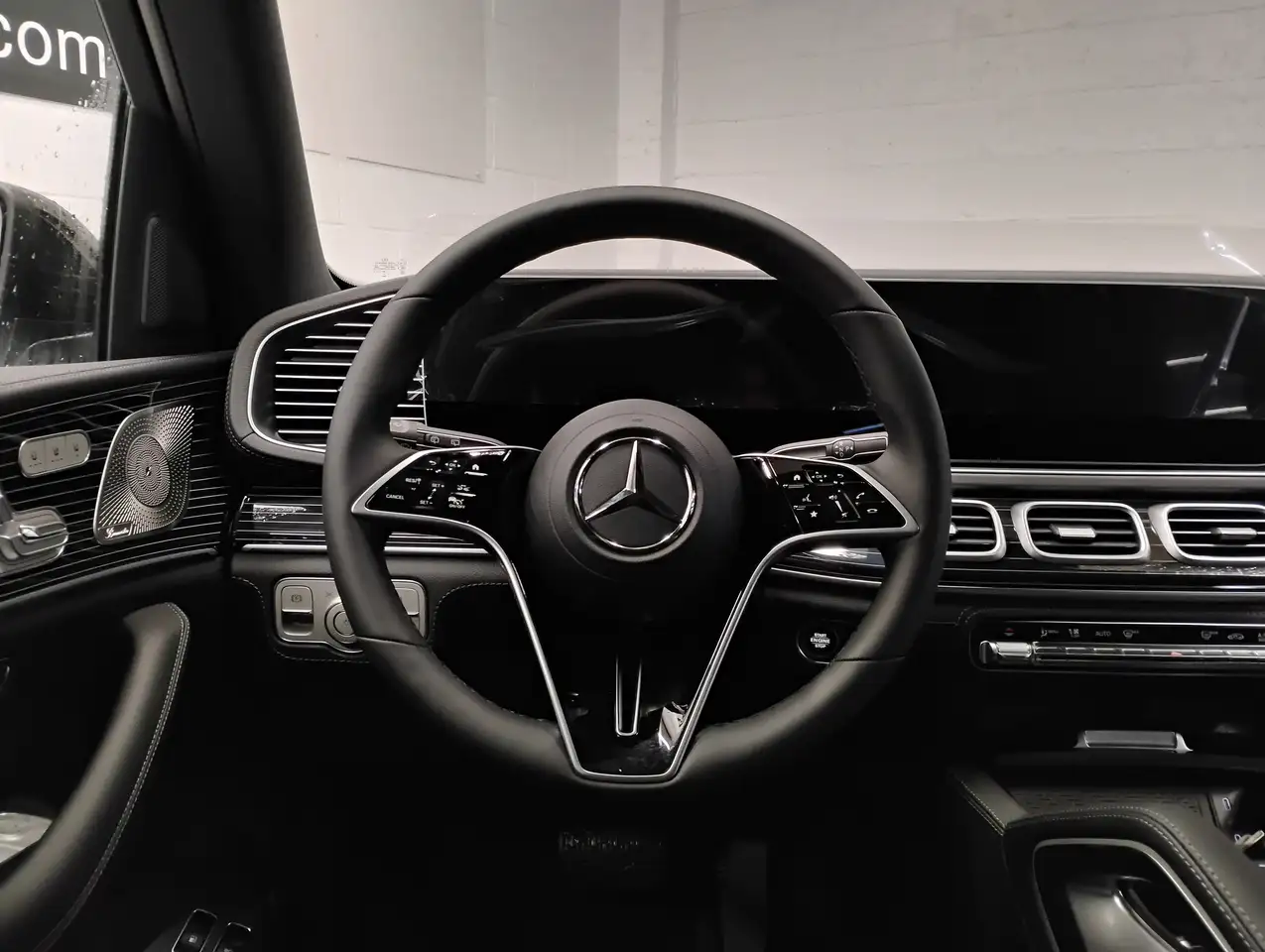 Mercedes-Benz GLE снимка Mercedes-Benz GLE