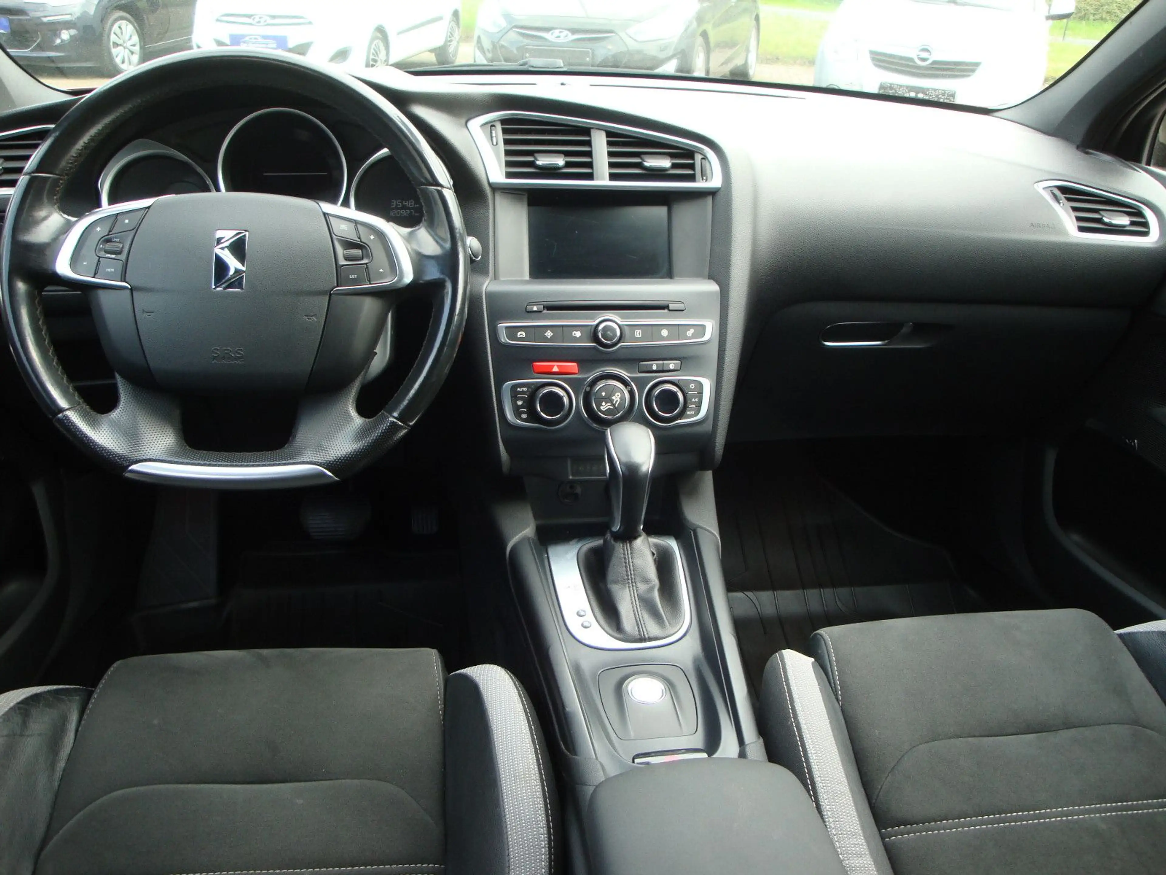 DS Automobiles DS 4 DS 4 Crossback — photo 10