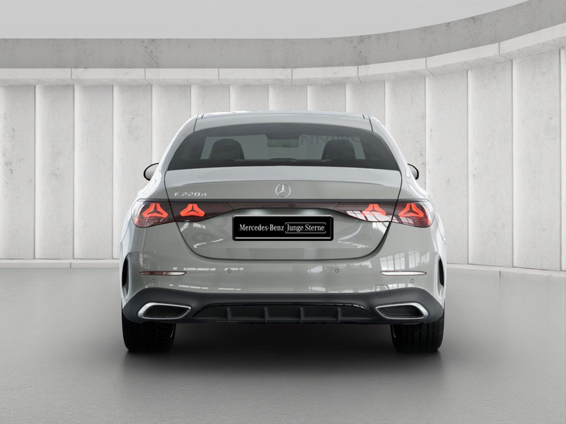 Mercedes-Benz E 220 d AMG Night Superscreen HUD Burmester 20" — photo 3