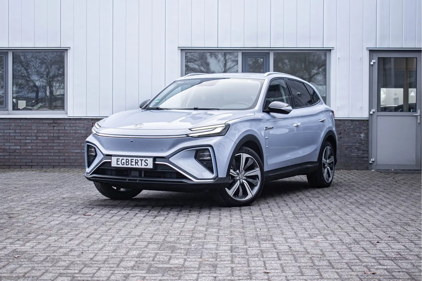 MG Marvel R Luxury 70 kWh Argintiu - 1