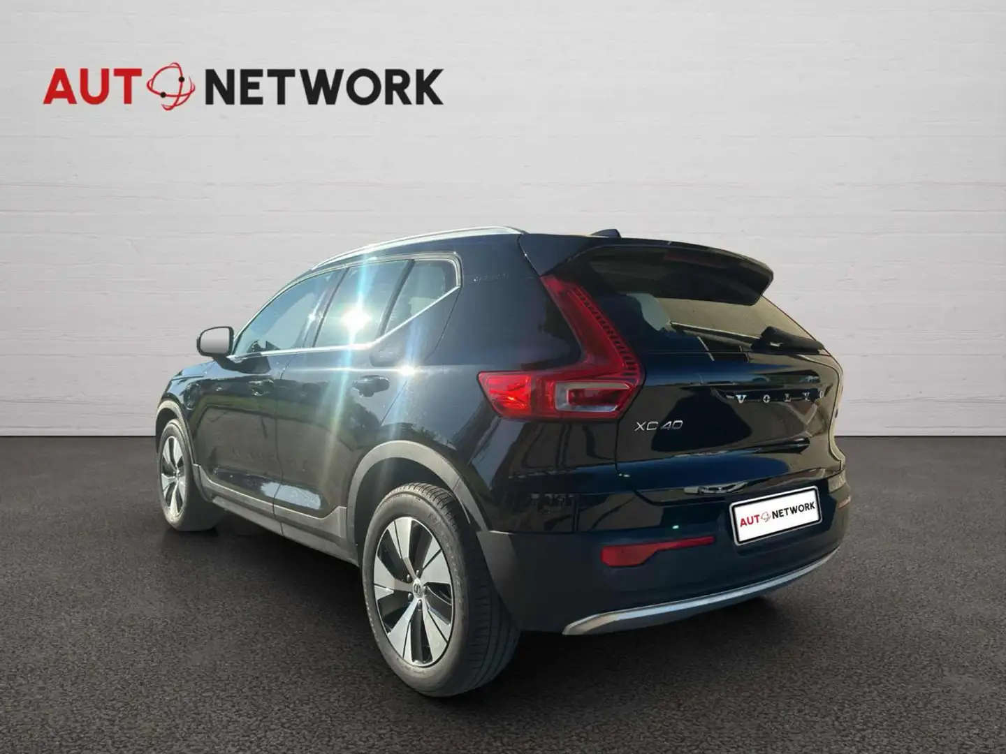 Volvo XC40 T5 Recharge Plug-in Hybrid Inscription Expression Nero - 2
