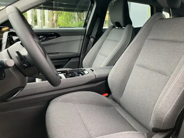 Renault Austral view 9