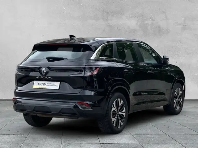 Renault Austral view 5
