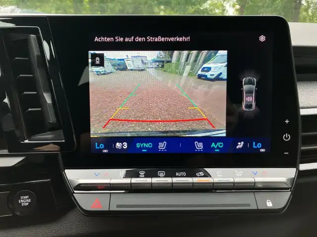 Renault Austral view 30