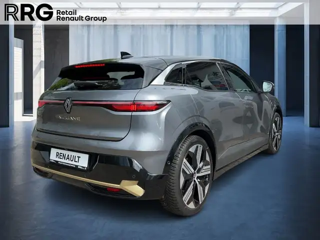 Renault Megane E-Tech view 5