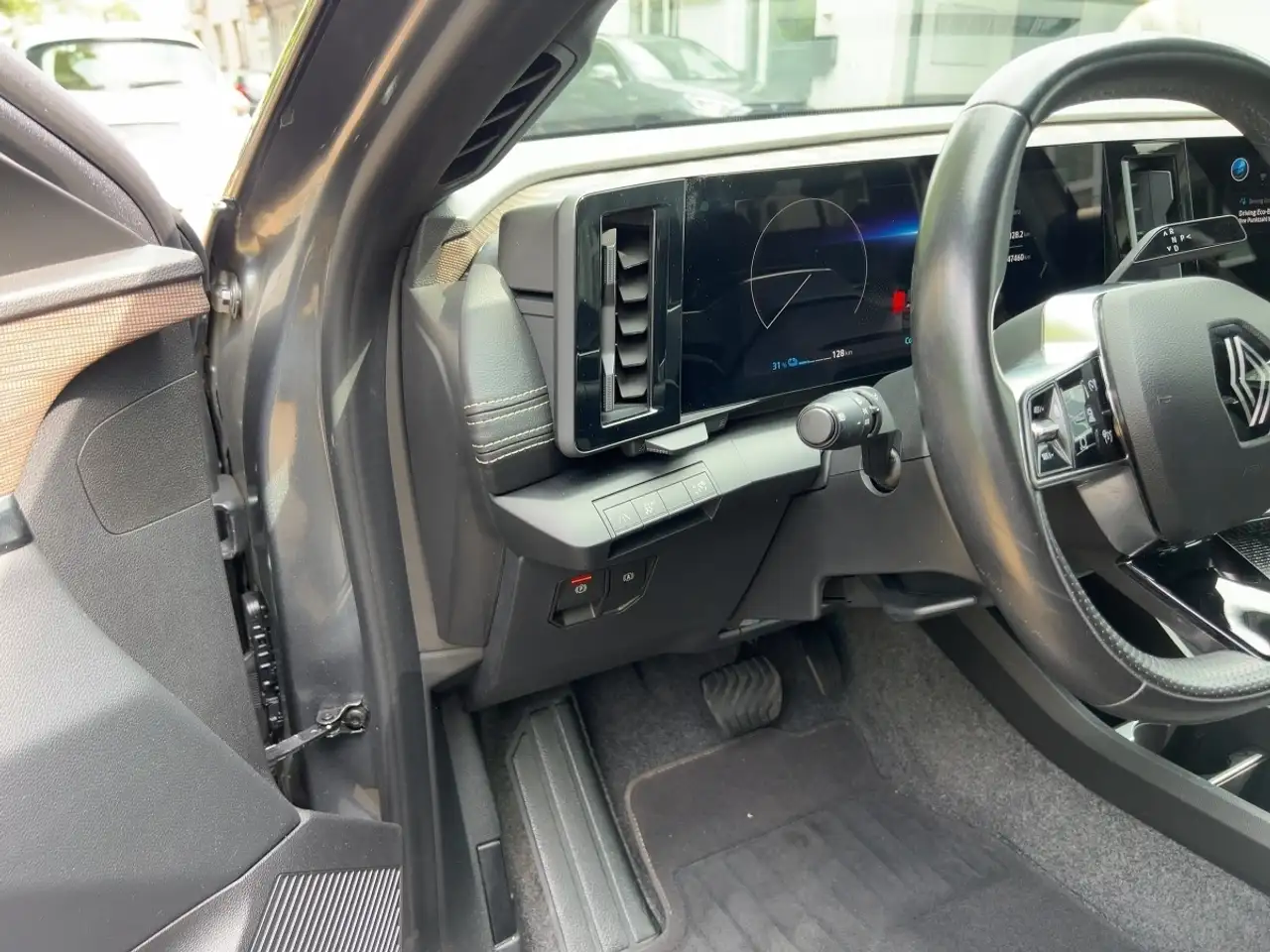 Renault Megane E-Tech EV60 220 Iconic, миниатюра 13