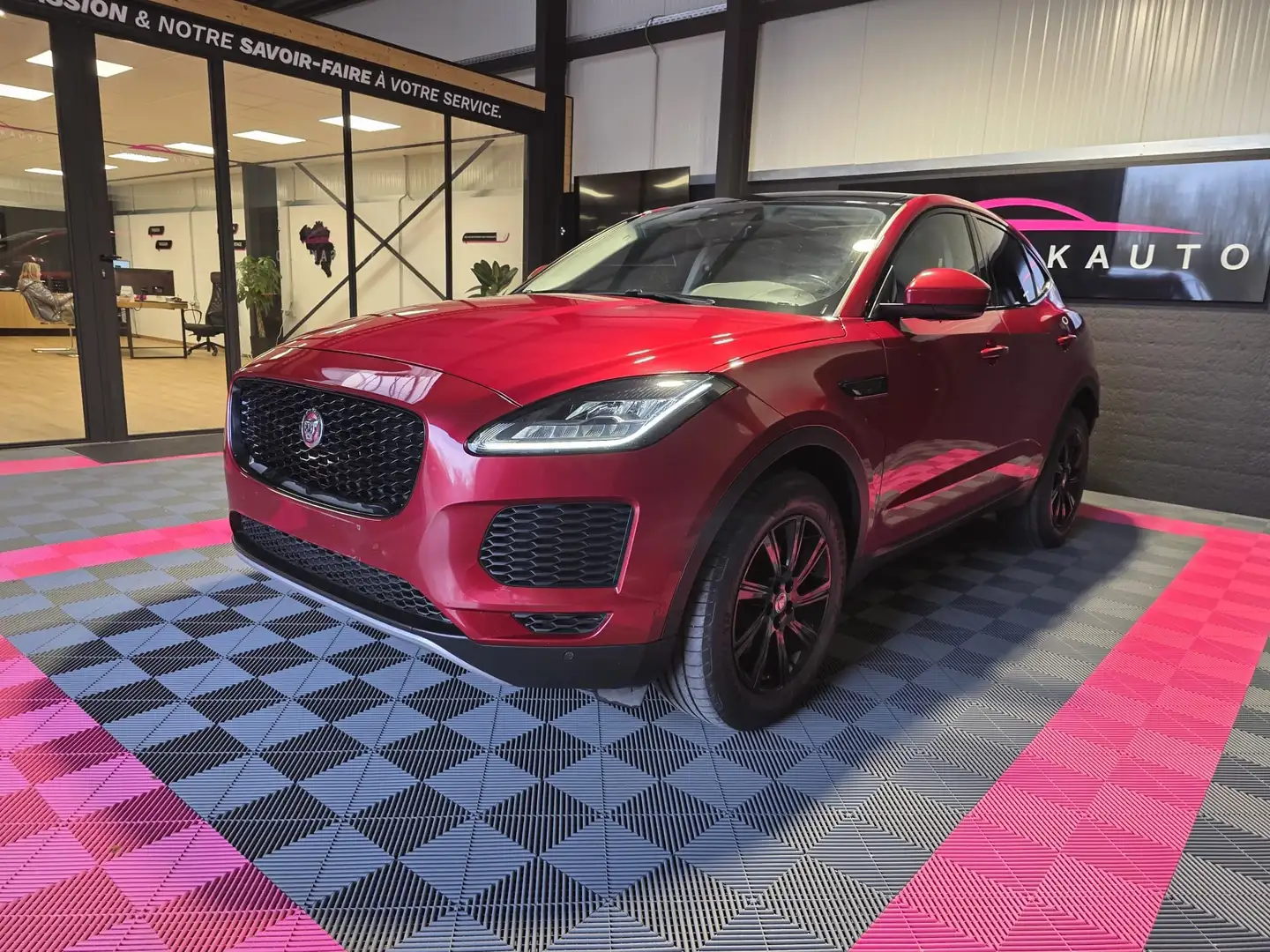 Jaguar E-Pace 2.0 D AWD - S - Garantie 12 mois Rot - 2