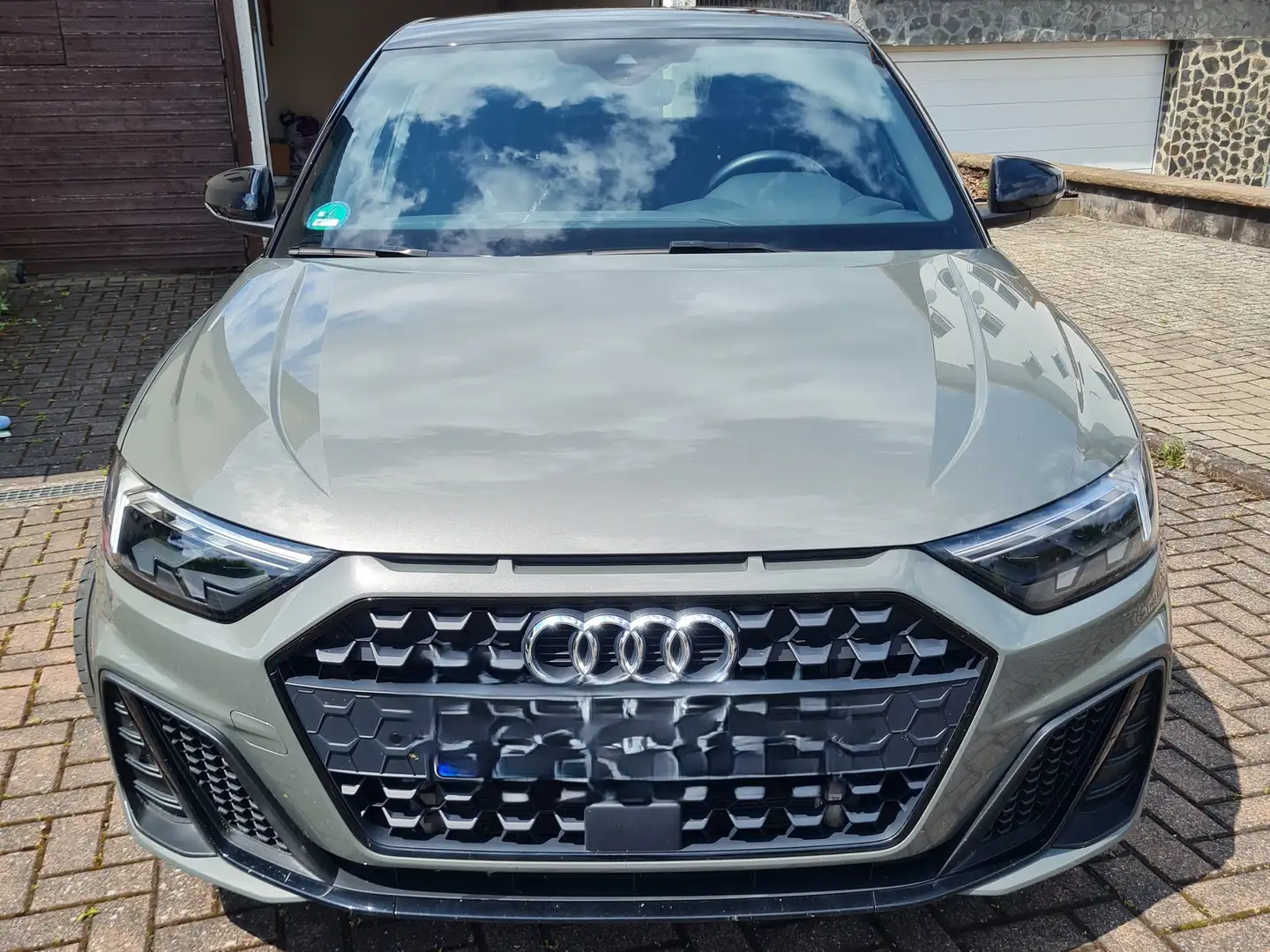 Audi A1 A1 Sportback / Citycarver 30 TFSI Sportback S line Grau - 1