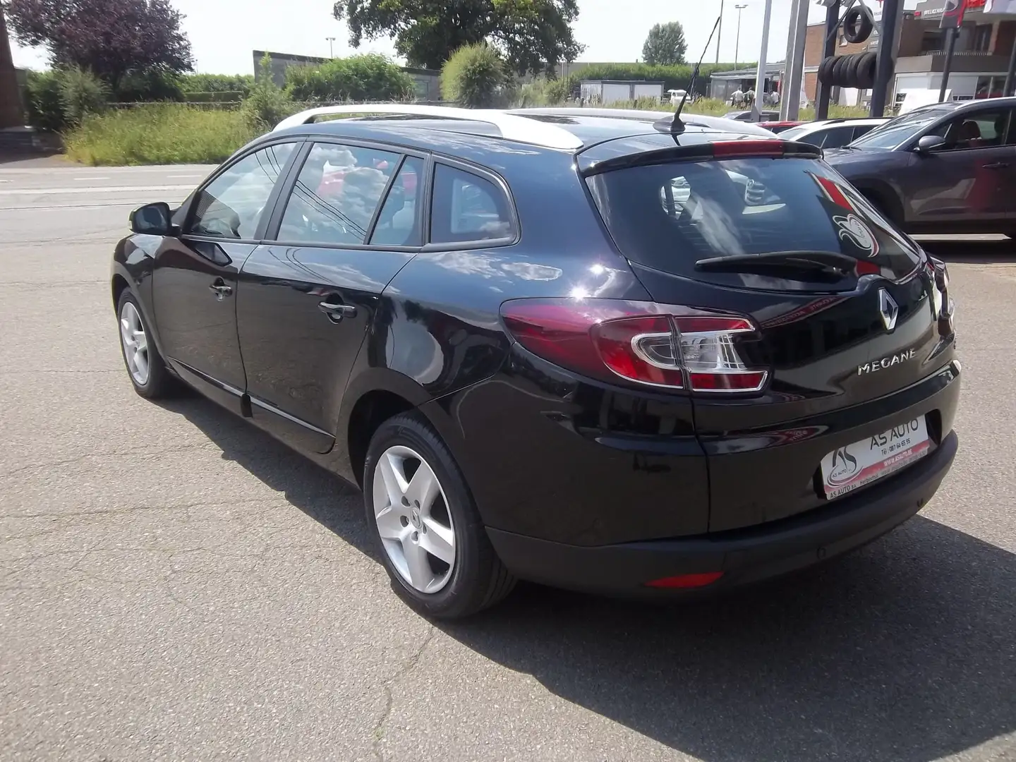 Renault Megane SW Break 1.5 dCi 110cv Energy TomTom Edition Schwarz - 2