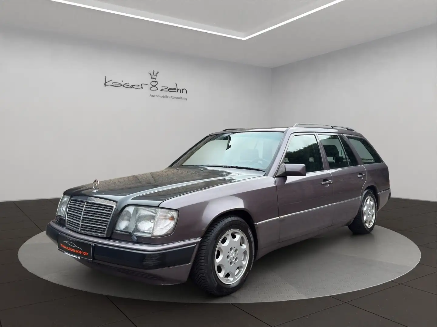 Mercedes-Benz 220 TE (S124) Barna - 1
