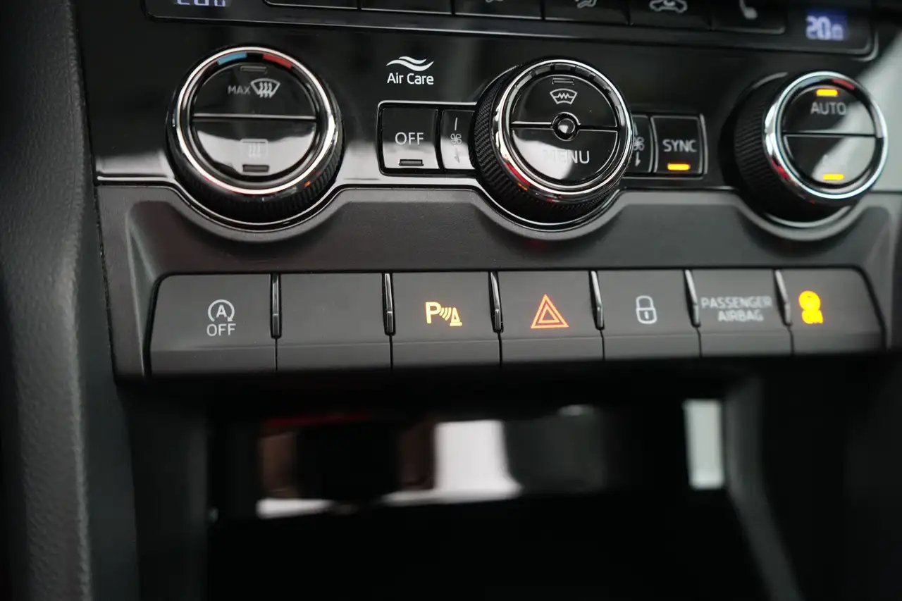 Skoda Karoq 1.5 TSI DSG Clever GPS PDC CAM Pano Keyless Verw., миниатюра 26
