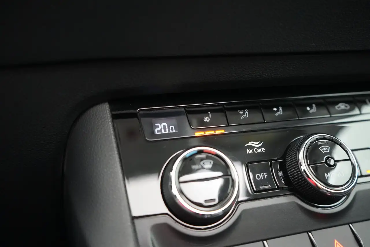 Skoda Karoq 1.5 TSI DSG Clever GPS PDC CAM Pano Keyless Verw., миниатюра 25
