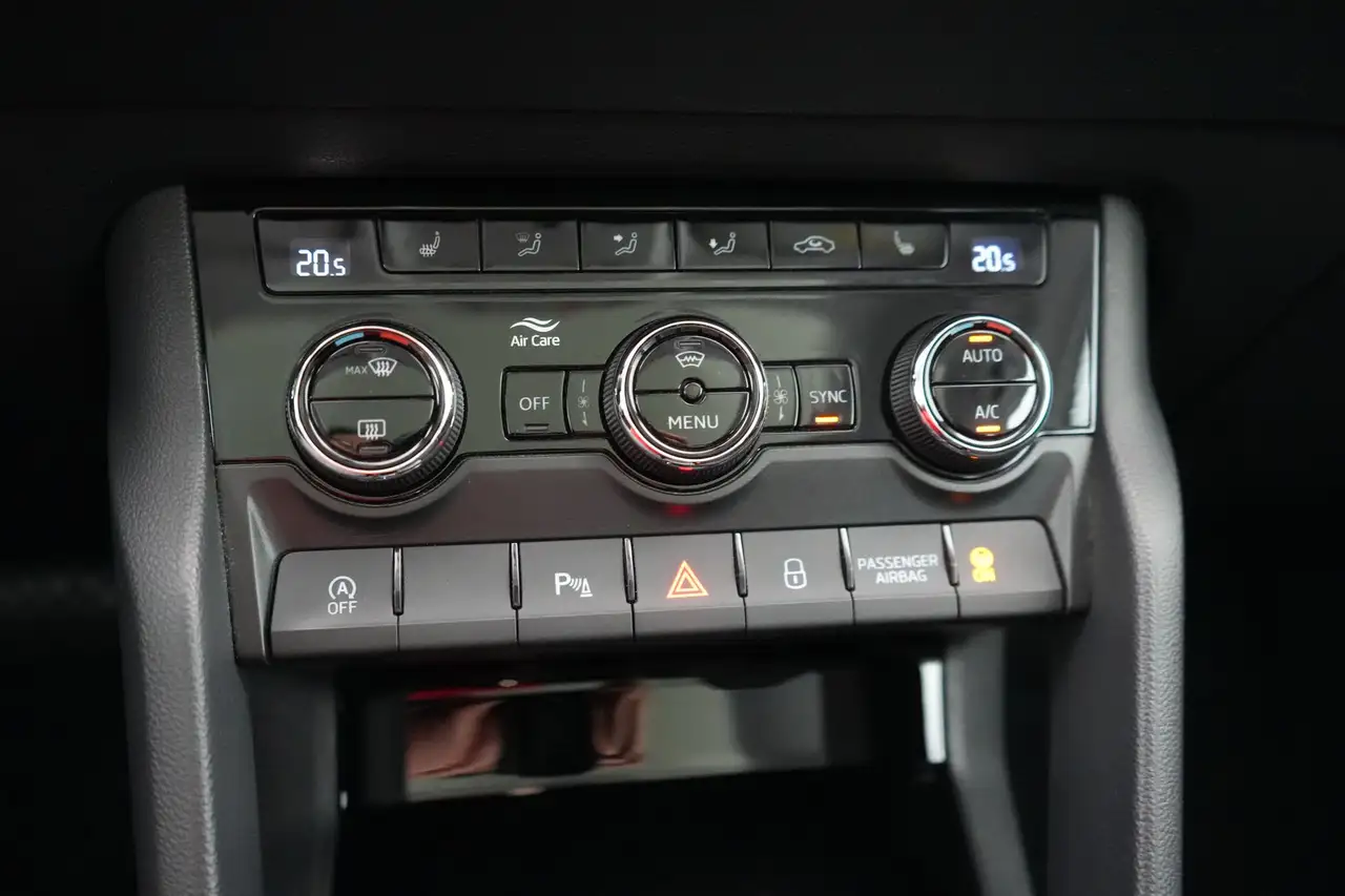 Skoda Karoq 1.5 TSI DSG Clever GPS PDC CAM Pano Keyless Verw., миниатюра 21