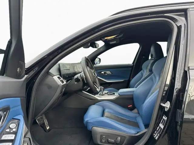 BMW M3 view 5