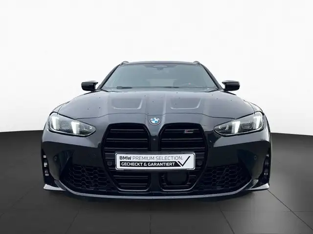 BMW M3 view 4