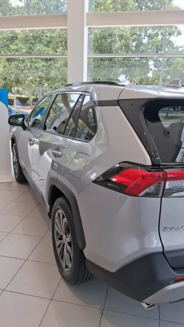 Toyota RAV 4 2.5 hybrid 2WD Advance Blanco - 2