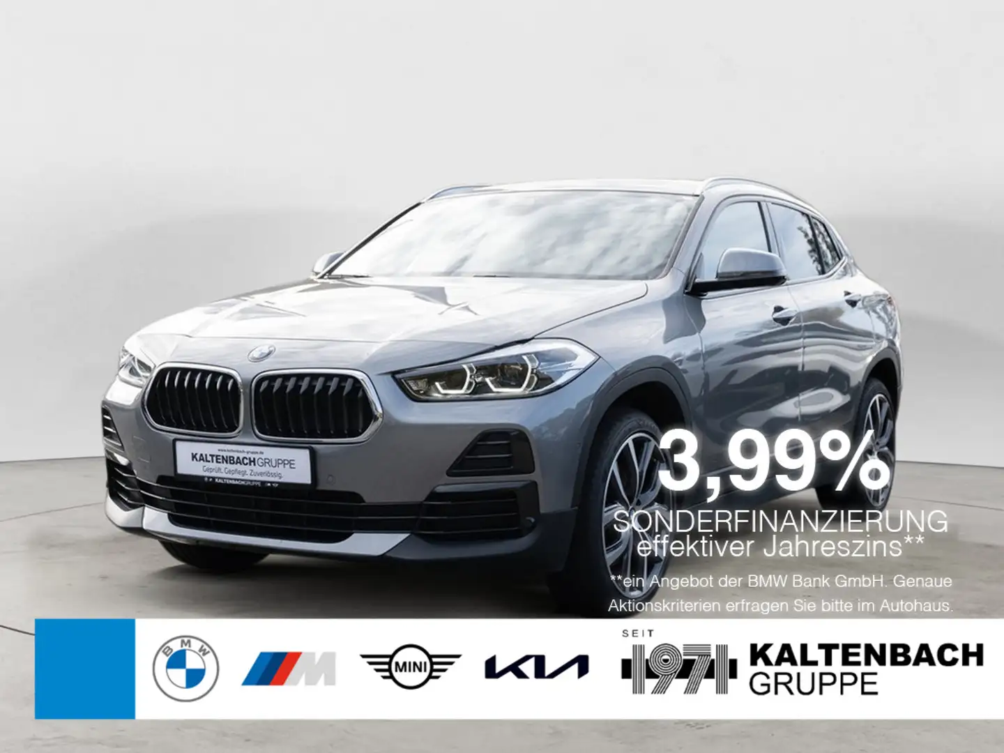 BMW X2 xDrive 20d Advantage Plus PANO AHK HUD ACC Grijs - 1