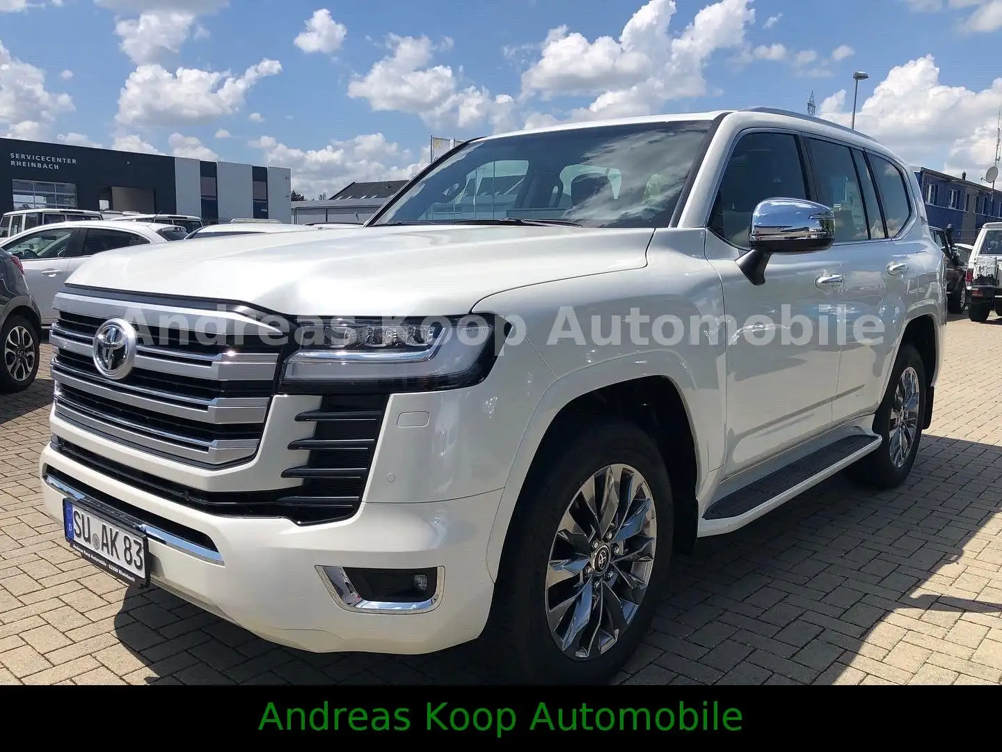 Toyota Land Cruiser 300 VXR 3,5V6 TwinTurbo Model 2025 Weiß - 1