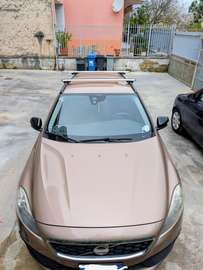 V40 Cross Country 1.6 d2 Kinetic