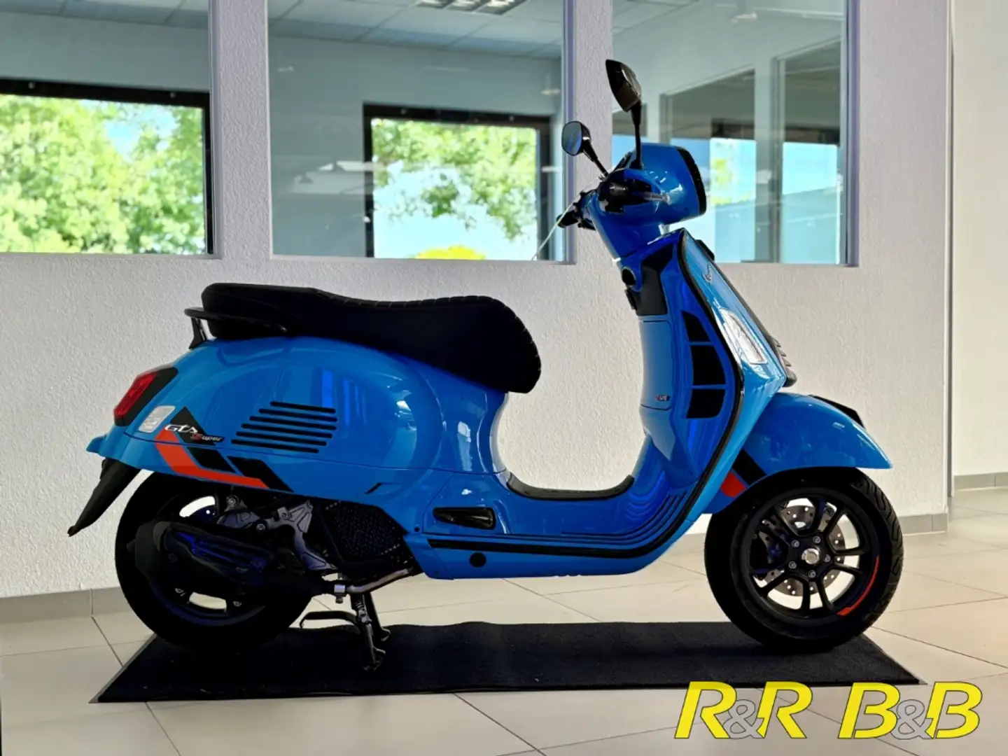 Vespa GTS 125 SuperSport E5+ AT KEYLESS+FSE+BT+USB+LED+ABS+GARAN Blauw - 2