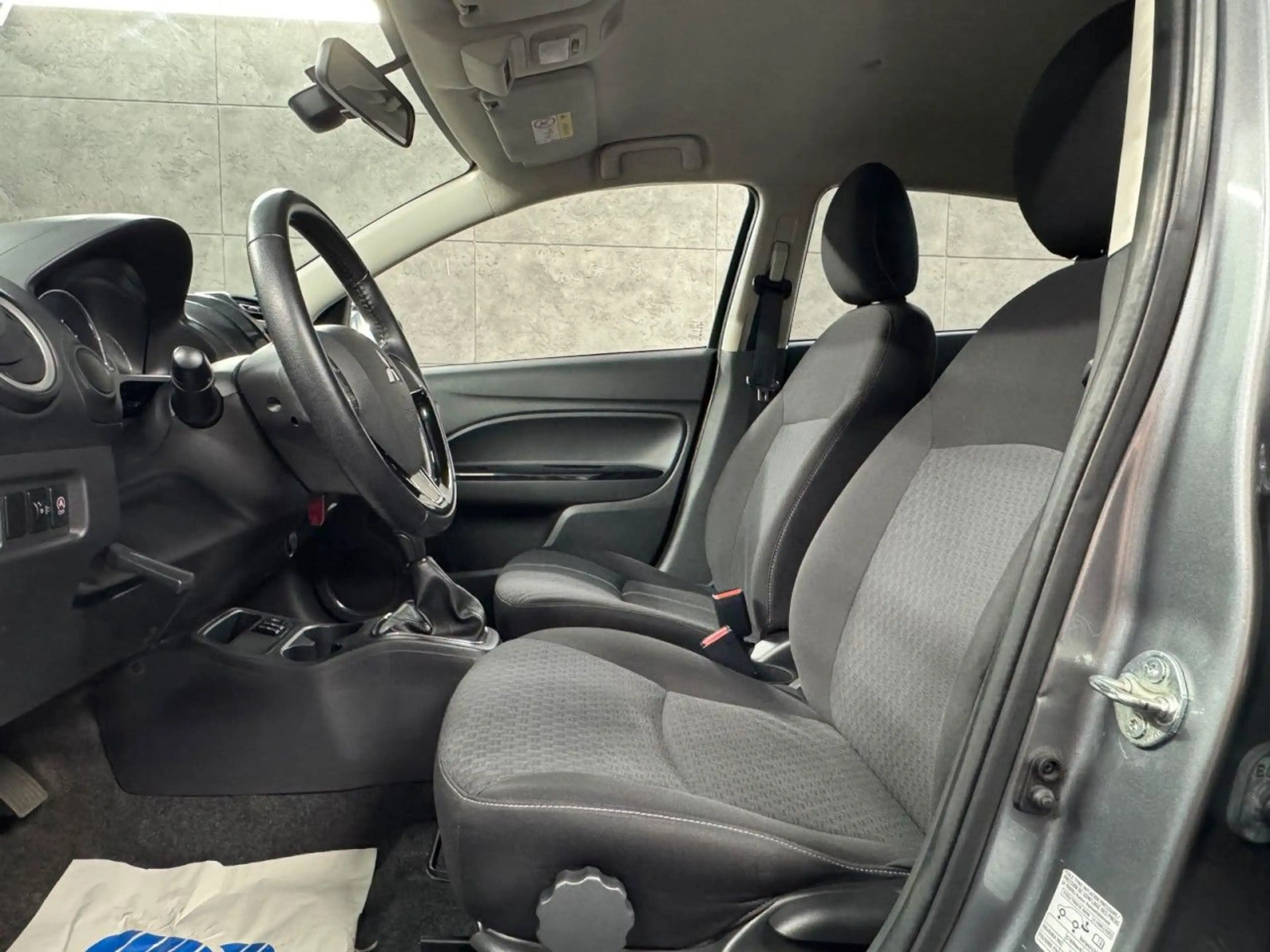 Mitsubishi Space Star Edition 100+ Navi*CarPlay*SHZ*Klima* — photo 7
