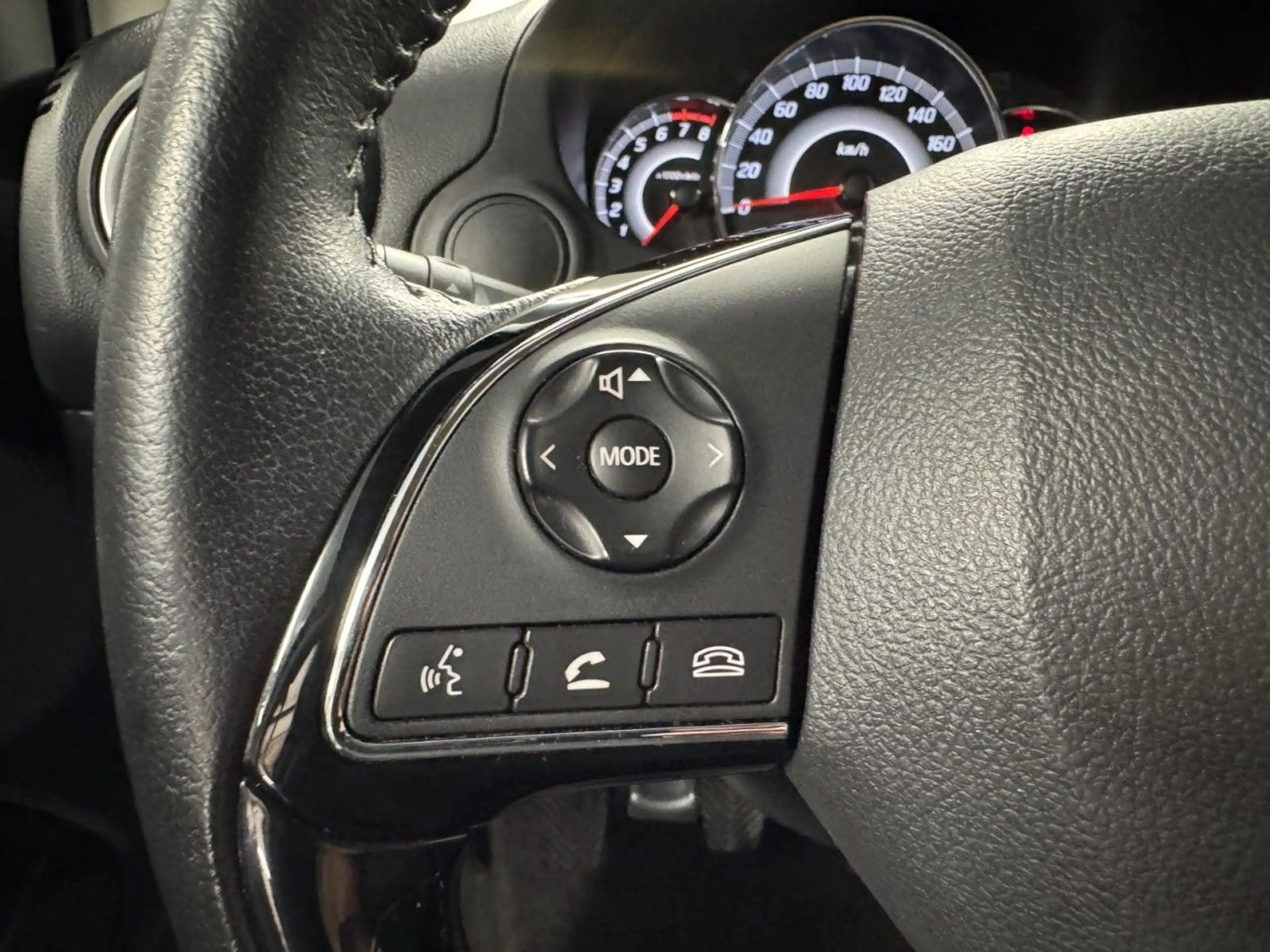 Mitsubishi Space Star Edition 100+ Navi*CarPlay*SHZ*Klima* — photo 13