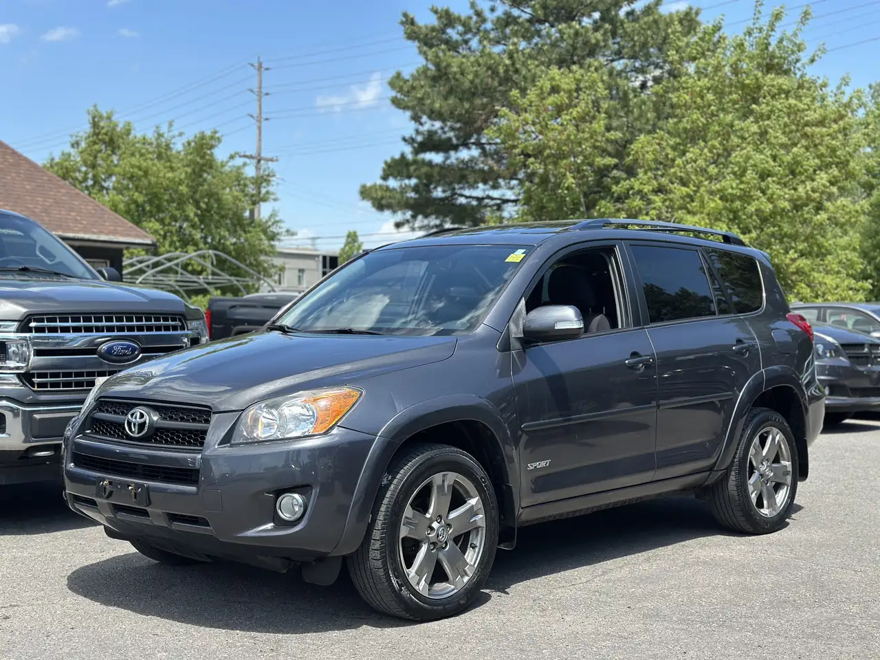 Toyota RAV 4 снимка Toyota RAV 4