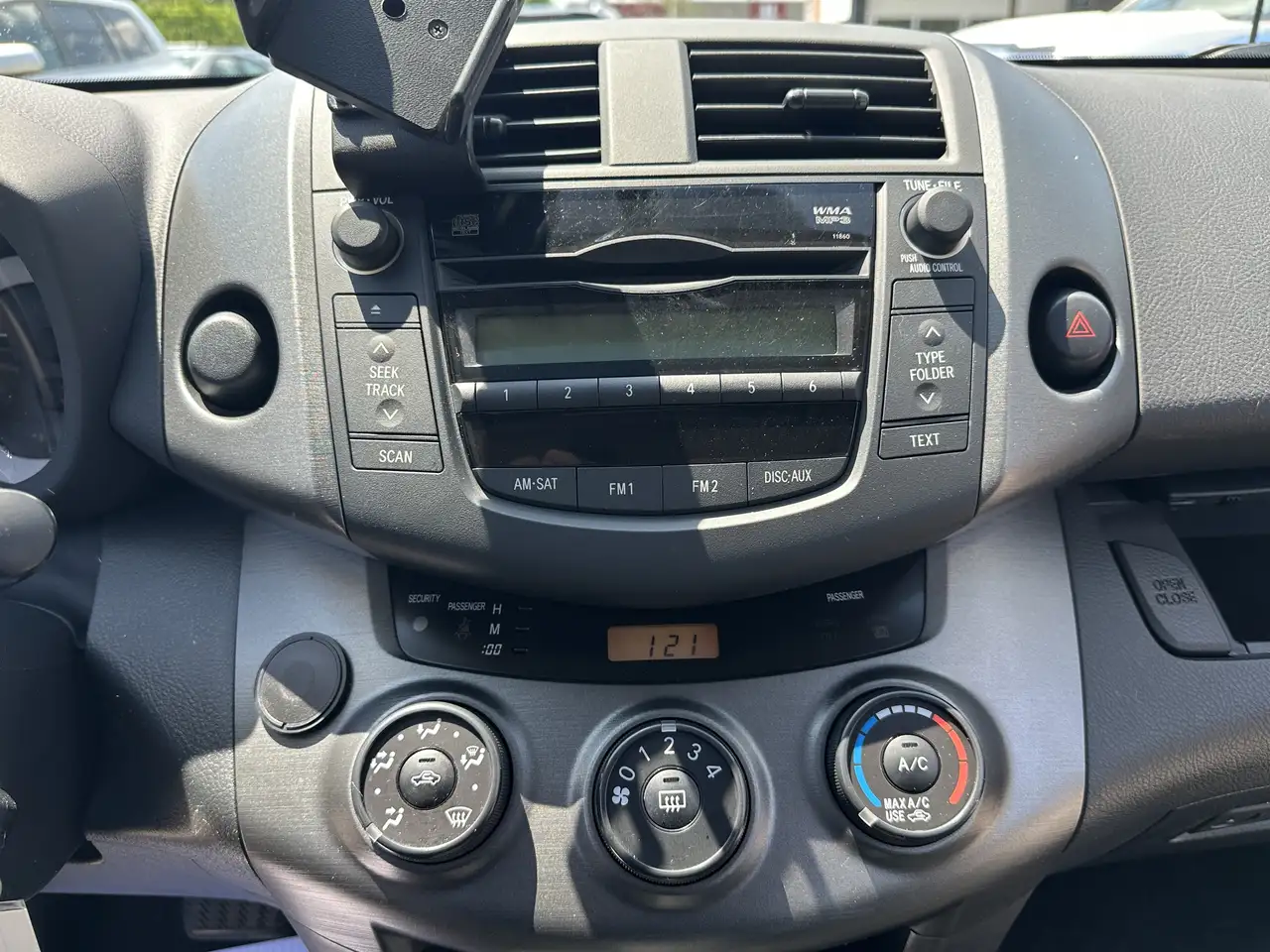 Toyota RAV 4 снимка Toyota RAV 4