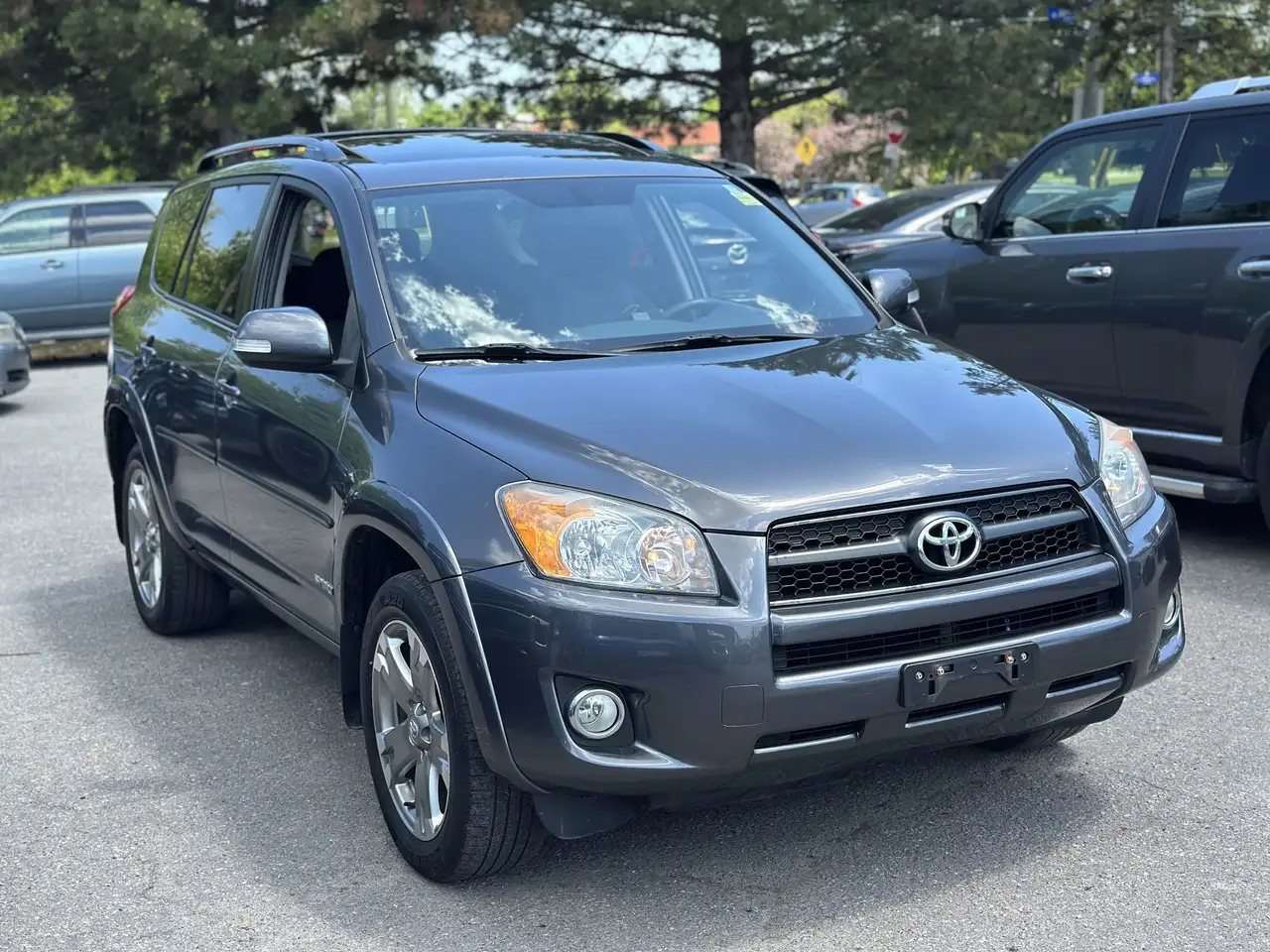 Toyota RAV 4 снимка Toyota RAV 4