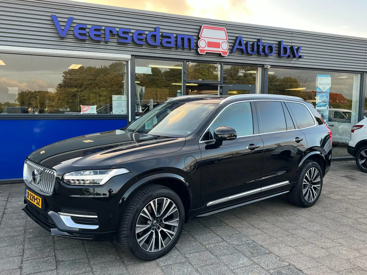 Volvo XC90 2.0 T8 Twin Engine AWD Inscription 7 pers Full opt Nero - 2