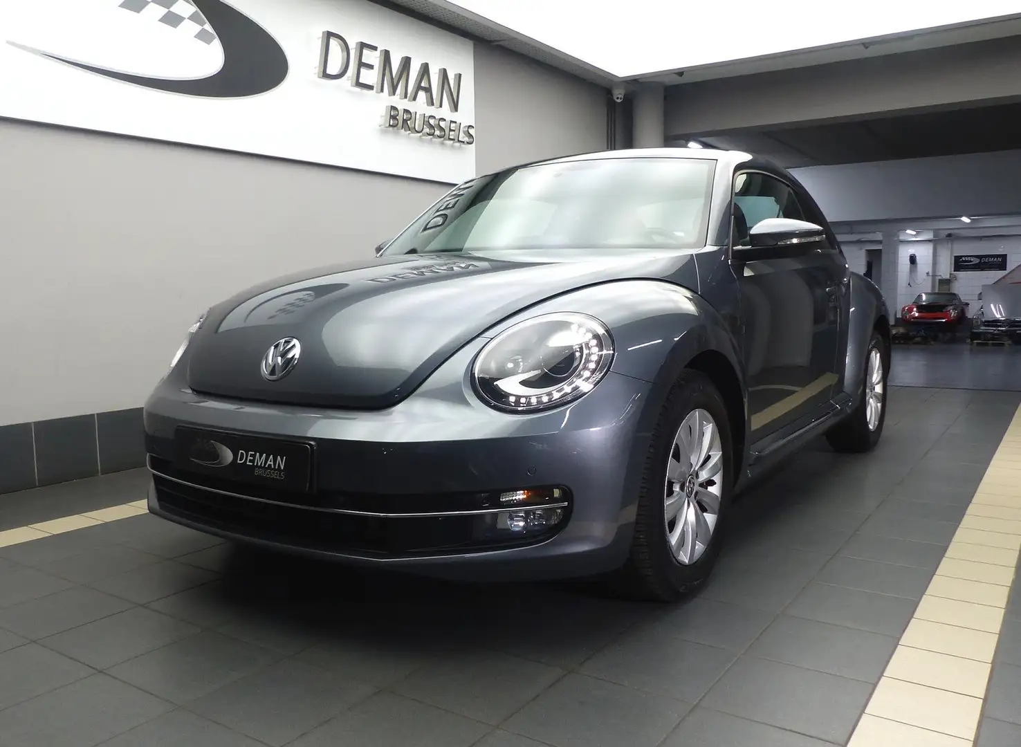 Volkswagen Beetle 1.4 TSI Auto DSG* Navigation* Caméra* Cuir Plateado - 1