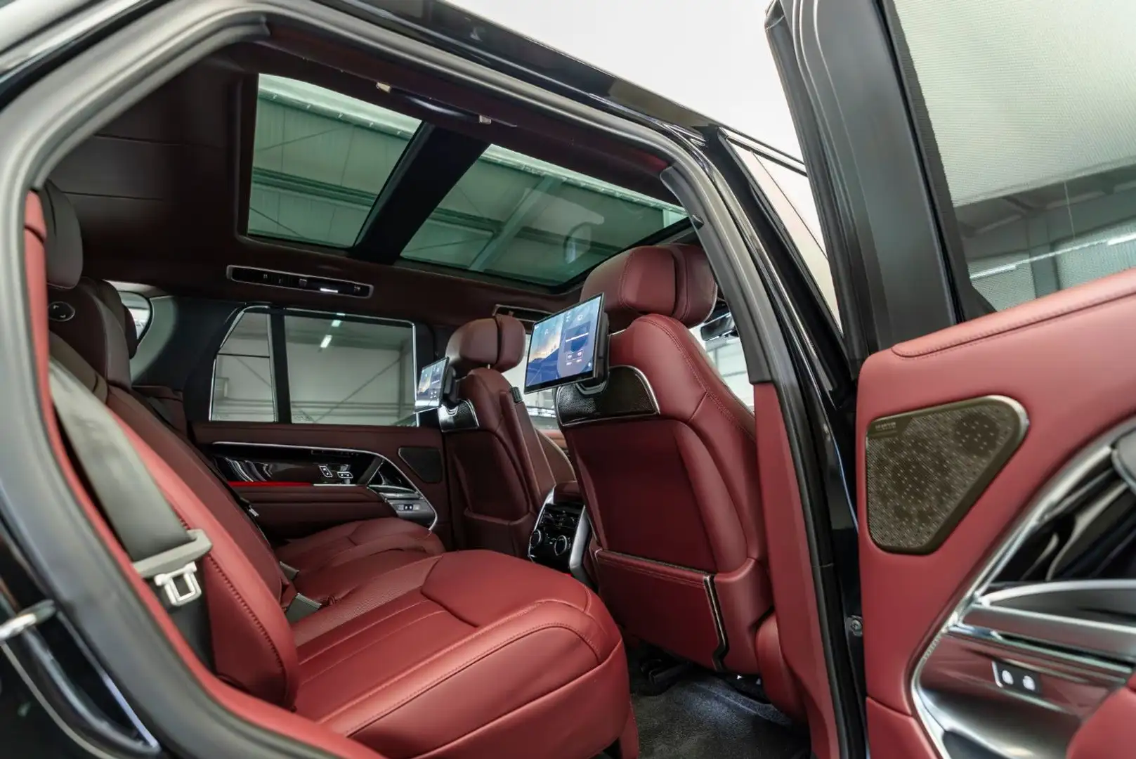 Land Rover Range Rover P530 / Autobiography / Prod. 2025 Noir - 2
