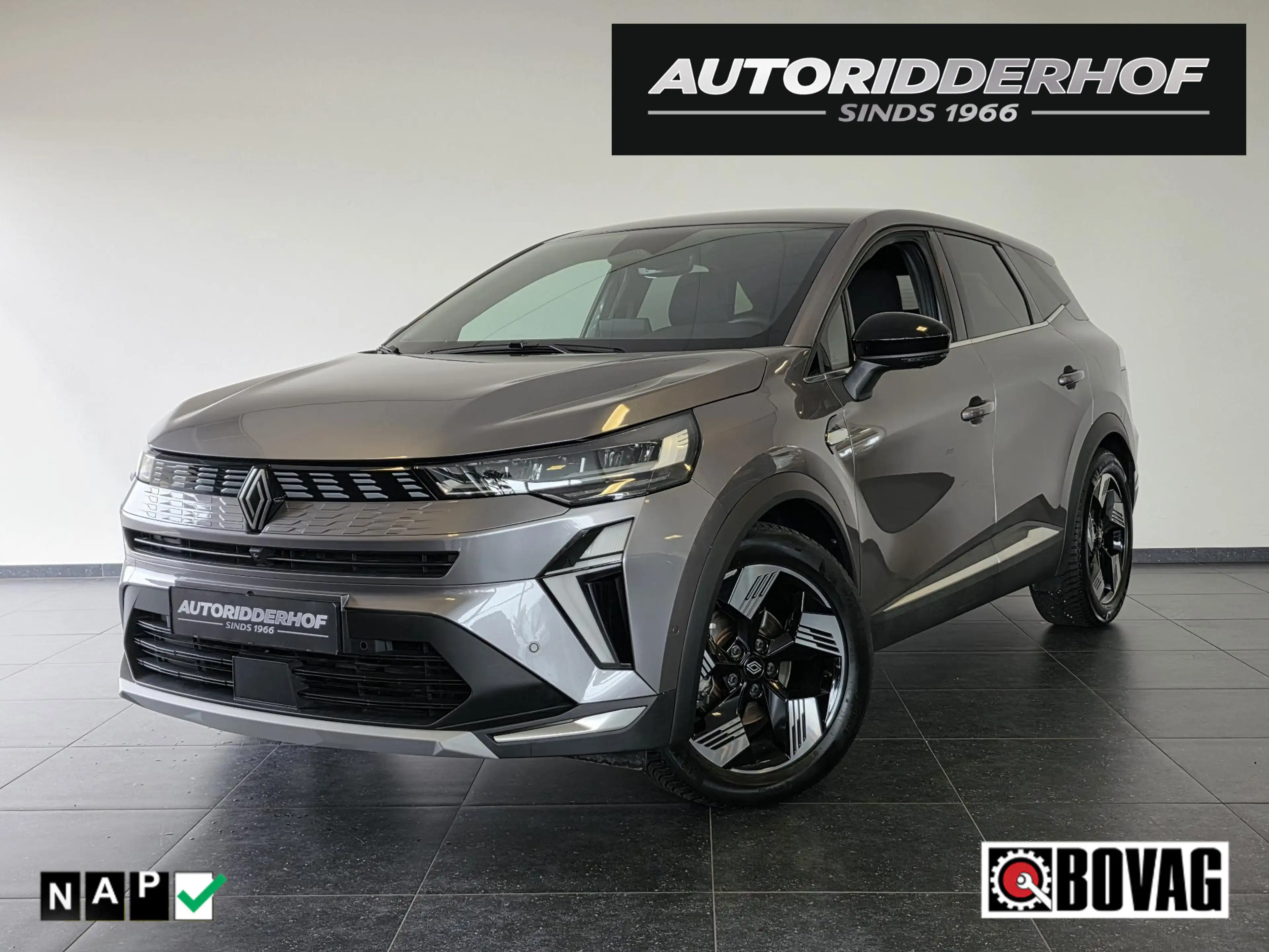 Renault Symbioz 1.6 E-Tech full hybrid 145 iconic | Stoel & Stuur