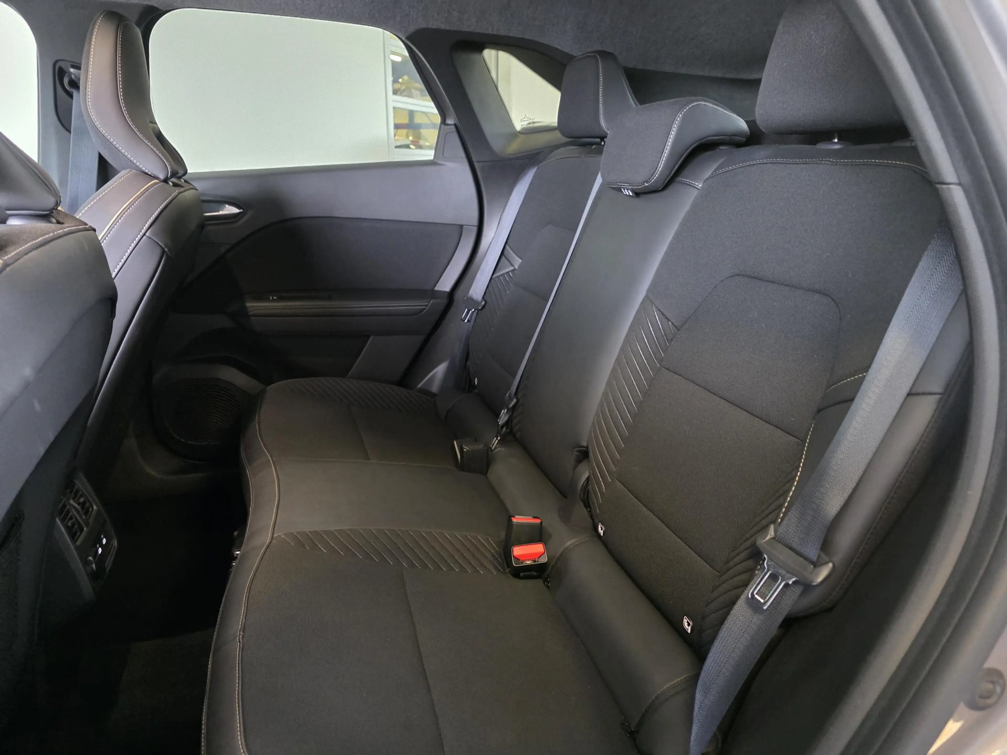 Renault Symbioz 1.6 E-Tech full hybrid 145 iconic | Stoel & Stuur — photo 11
