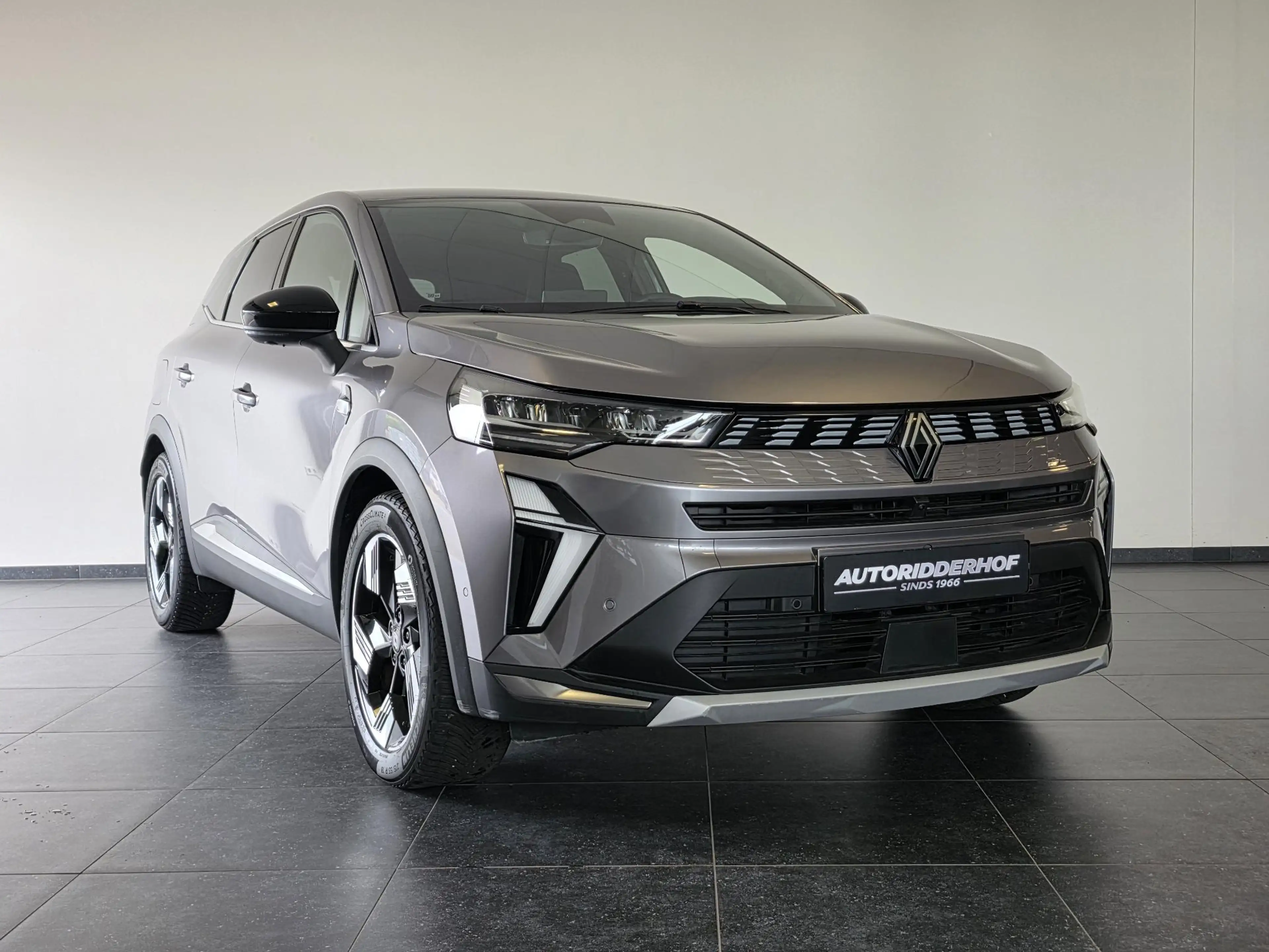 Renault Symbioz 1.6 E-Tech full hybrid 145 iconic | Stoel & Stuur — photo 3